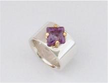 Ring Sterlingsilber, Fassung 900er Gold Amethyst im Fantasieschliff