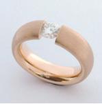 Spannring  750er Gelbgold mit Brillant 0,57 ct TW vsi